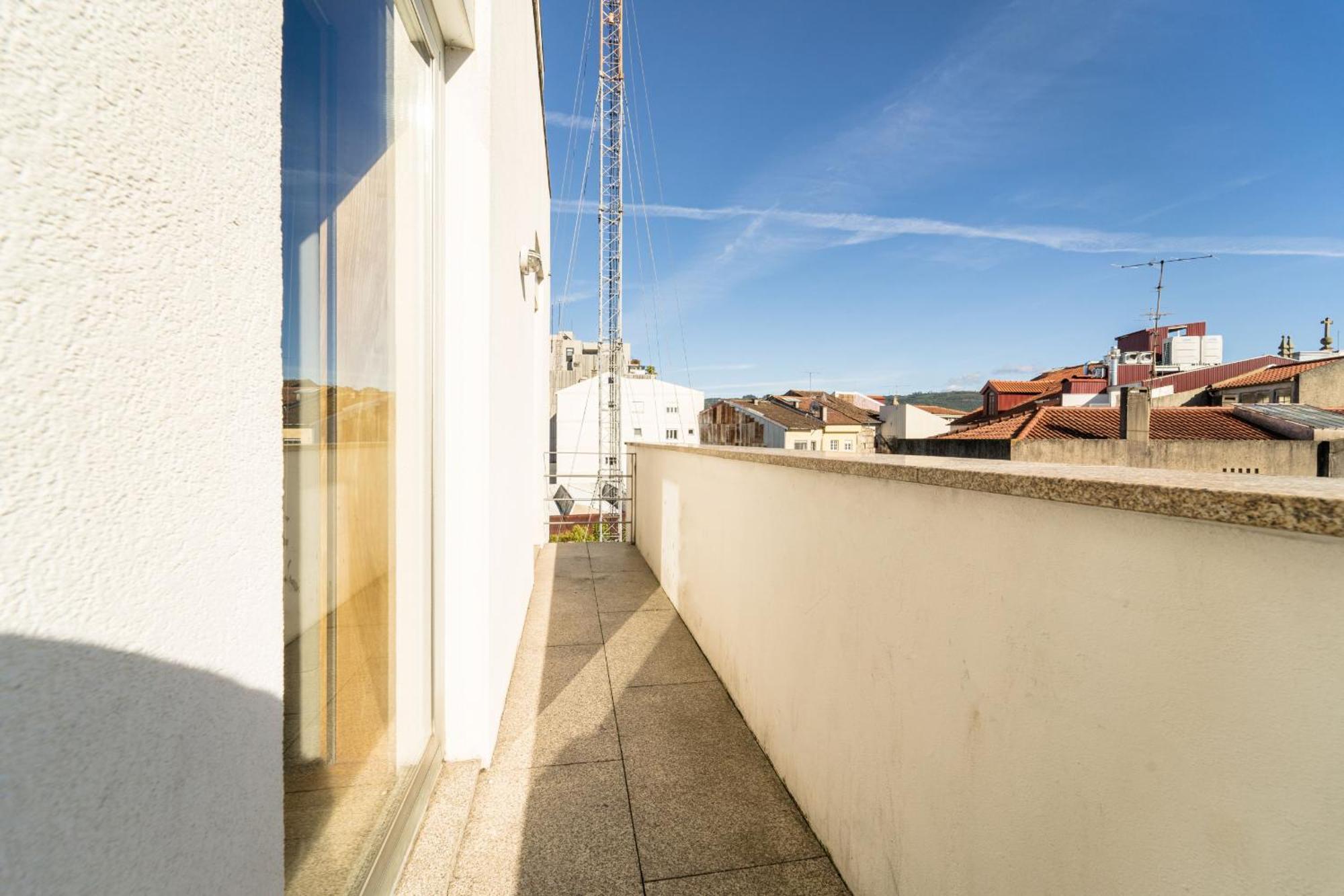 Alameda Ribeiro - T4 no centro histórico - Braga Apartamento Exterior foto
